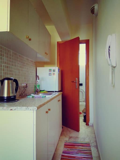 Tiny Loft Studio In The Heart Of Thessaloniki,17 Square Meters,On The Terrace Of The Building Esterno foto
